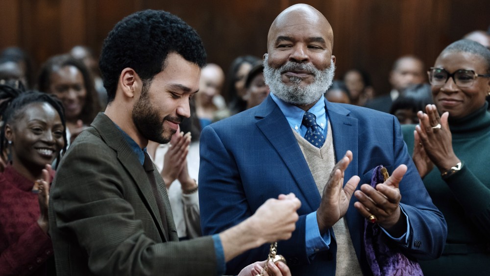 THE AMERICAN SOCIETY OF MAGICAL NEGROES, from left: Justice Smith, David Alan Grier, Aisha Hinds, 2024. ph: Tobin Yelland / © Focus Features / Courtesy Everett Collection